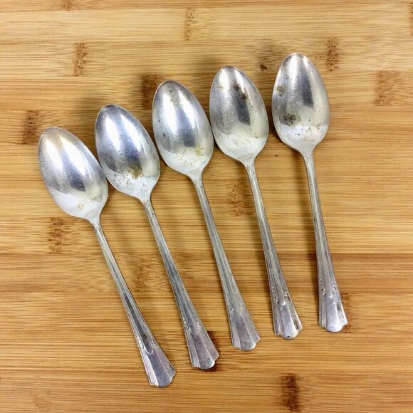 International Silver Lady Betty Silverplate Teaspoons Set Of 5 Vintage Flatware - Picture 1 of 4